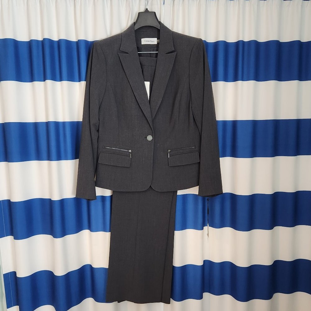 Calvin Klein 2 piece suit (nwt)